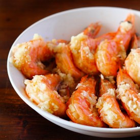 Steamed Garlic Shrimp - Recipe photo by justasdelish