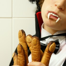 Creepy Witches Fingers - Recipe photo by Joasia Domowe Frykasy