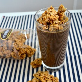Spinach Almond Berry Smoothie - Recipe photo by thepreppedchef
