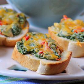 Spinach and Cream Cheese Crostini - Recipe photo by manilaspoon