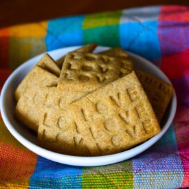 Gluten Free "Wheat Thin" Crackers - Recipe photo by petiteallergytreats