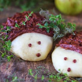 Steamed Buns w/ Apples - Recipe photo by Just My Delicious