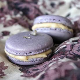 Lavender Earl-Grey Macarons - Recipe photo by TheCottageDiaries