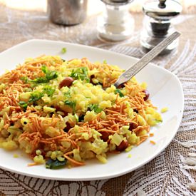 Aval Upma/ Rice Flakes - Recipe photo by Aromatic Cooking