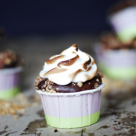 S'mores Cupcakes - Recipe photo by copenhagencakes