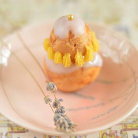 Lavender la Religieuse - Recipe photo by jothetartqueen
