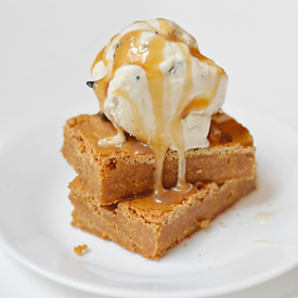Butterscotch Brownies - Recipe photo by bethcakes