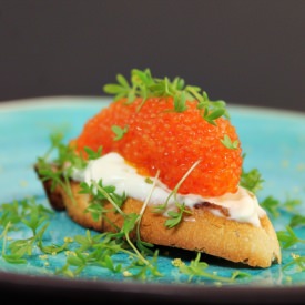 Roe on Toast with Crème Fraiché - Recipe photo by Delicious tapas