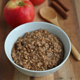 Crockpot Apple Pie Oatmeal - Recipe photo by kitchen_ninja