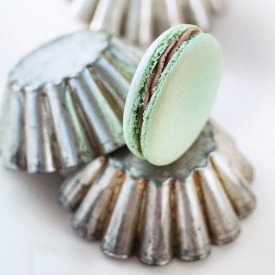 Pistachio Chocolate Macarons - Recipe photo by supergoldenbakes