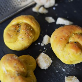Pumpkin Knots - Recipe photo by happy serendipity