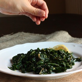 Garlicky Greens - Recipe photo by TheVietVegan