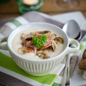 Cozy Celeriac Soup - Recipe photo by Paleolland
