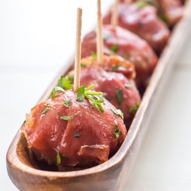 Stuffed Prosciutto Meatballs - Recipe photo by kitchenette