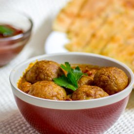 Kofta with Cheese Stuffed Flatbread - Recipe photo by Priyanka DK