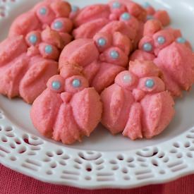 Baby Owl Spritz Cookies - Recipe photo by bakelovegive
