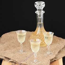 Homemade Mint Wine Recipe - Recipe photo by swapnaz