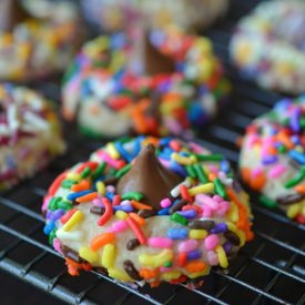 Sprinkle Blossom Cookies - Recipe photo by theviewfromgreatisland