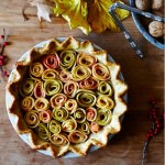 Salted Caramel Apple Rose Pie - Recipe photo by sassykitchen