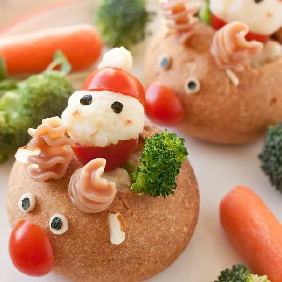 Reindeer Sleigh Bread - Recipe photo by taste of Japan