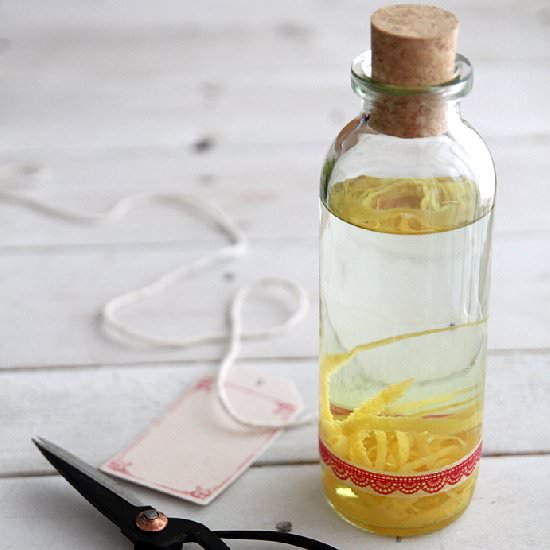 Home made lemon extract - Recipe photo by openbook