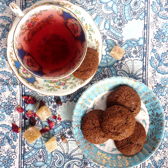 Molasses Ginger Cookies - Recipe photo by buddinglotus