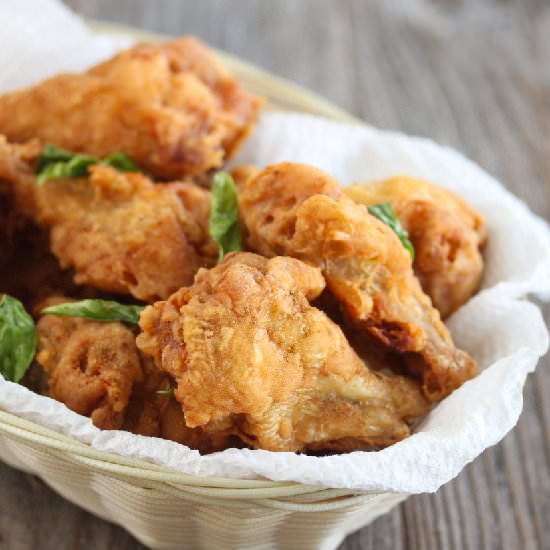 Golden Fried Chicken Wings - Recipe photo by kirbie