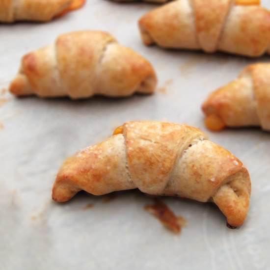 Easy Cheesy Spelt Crescent Rolls - Recipe photo by emmaeats@wordpress