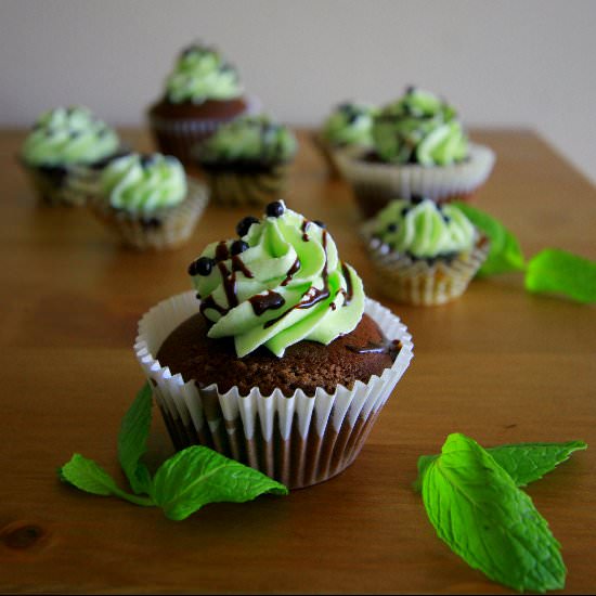 Mint Chocolate Cupcakes - Recipe photo by cansueren