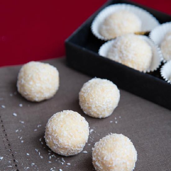 Raffaello Candy - Recipe photo by momsdish