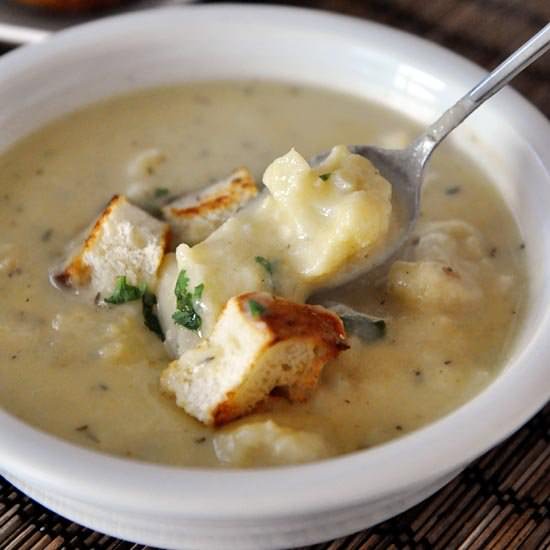 Roasted Cauliflower Soup - Recipe photo by mykitchencafe