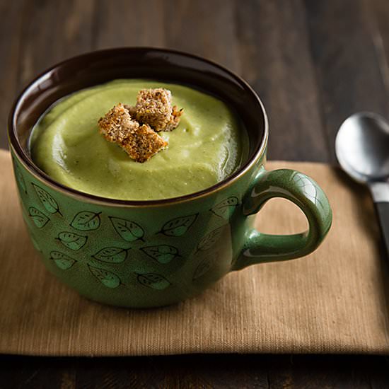 Easy Vegan Cream of Broccoli Soup - Recipe photo by goodneighbor