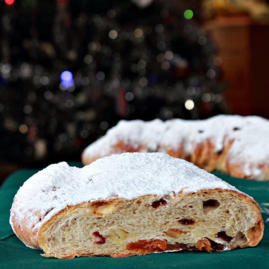 DIY Edible Gifts: Stollen - Recipe photo by The Gumdrop Button