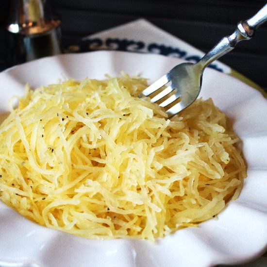How to Cook Spaghetti Squash - Recipe photo by lovelovething