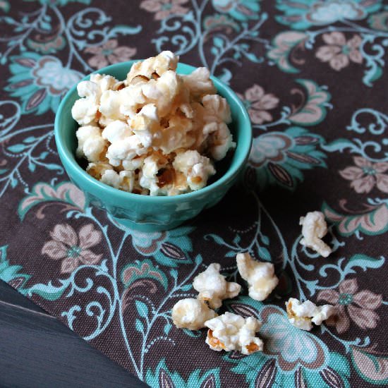 Maple Coco-Butter Popcorn - Recipe photo by lovelovething