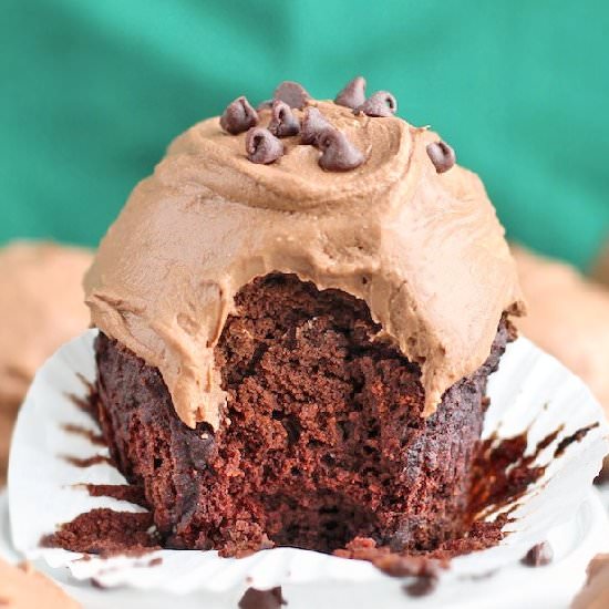 Skinny Chocolate Cupcakes - Recipe photo by dessertswithbenefits
