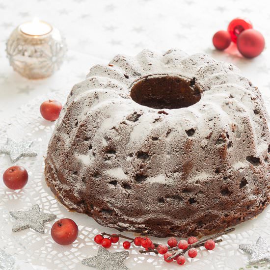 Christmas Bundt Cake - Recipe photo by Carolines Blog
