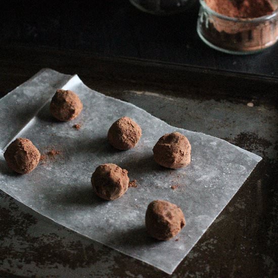 Mocha Truffles - Recipe photo by Afrodites Kitchen