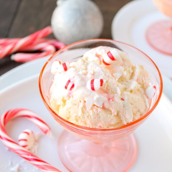 Vanilla Ice Cream w/White Chocolate - Recipe photo by The Food Charlatan