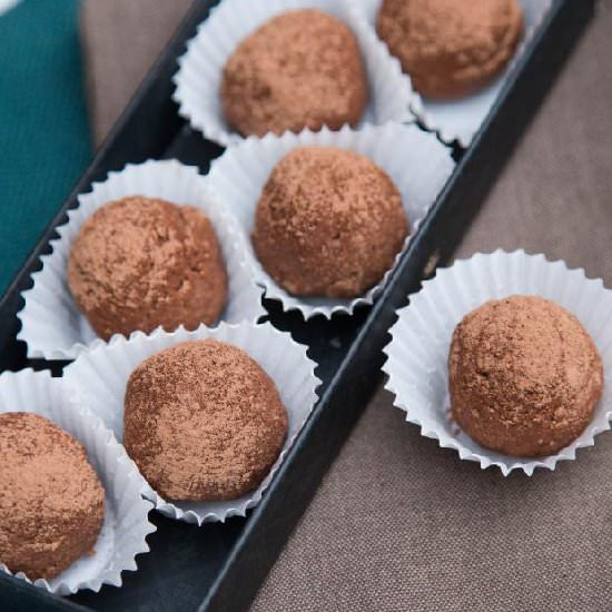 Russian Cake Truffles - Recipe photo by momsdish