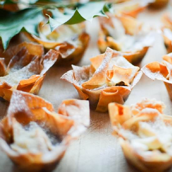 Mini Filo Mince Pies - Recipe photo by Urvashi Roe