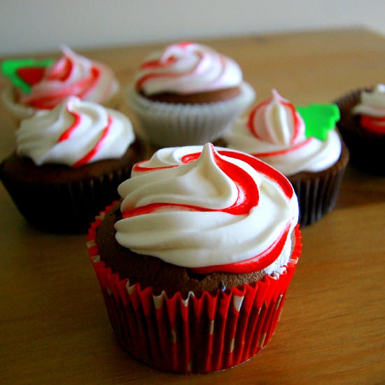 Peppermint Swirl Cupcakes - Recipe photo by cansueren