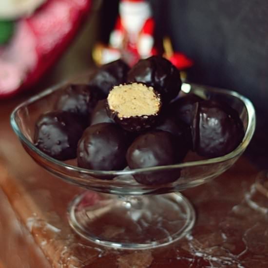 Crunchy Gingerbread Cream Truffles - Recipe photo by olgalina