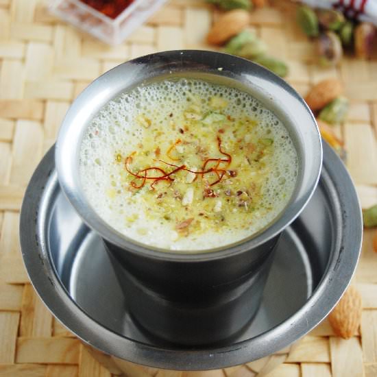 Madras Masala Paal - Recipe photo by 7aumsuvai