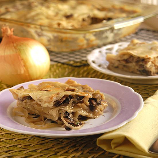Cheesy Onion & Mushroom Lasagna - Recipe photo by bashfulbao