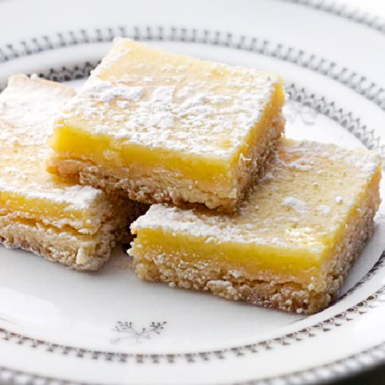 Lemon Squares - Recipe photo by gastroluv