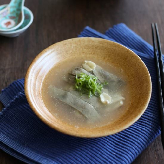 Pig Stomach with White Peppers Soup - Recipe photo by Yi