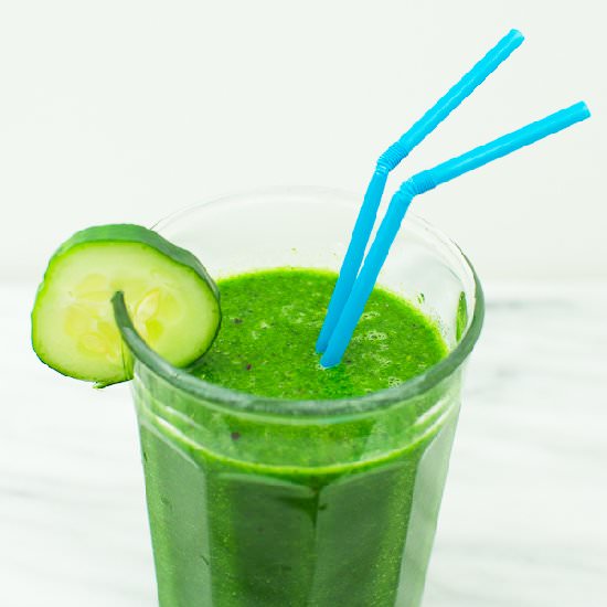 Clean Green Detox Smoothie - Recipe photo by buttercreamfanatic