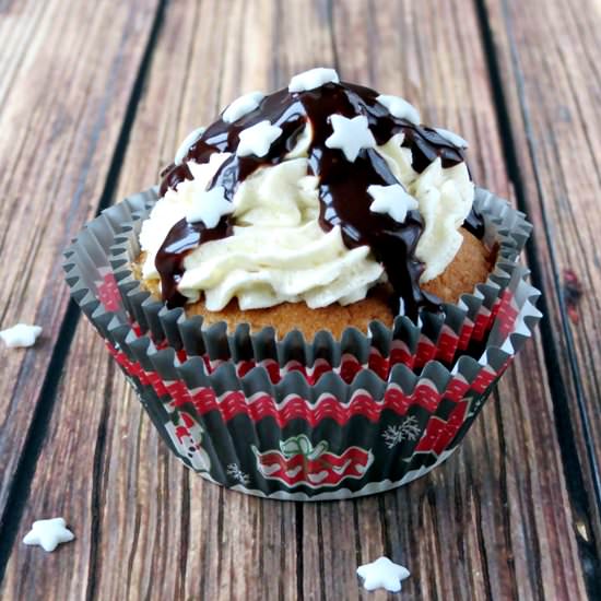 Eggnog Cupcakes - Recipe photo by yummyaddiction
