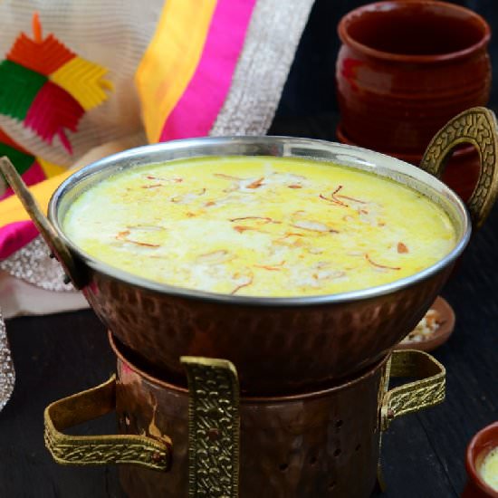 Badami Besan Doodh - Recipe photo by Whiskaffair